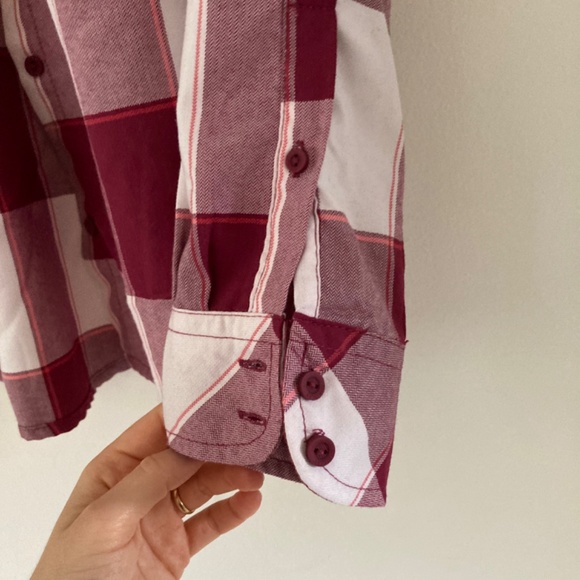 McKinley UV button down S - Picture 2 of 6